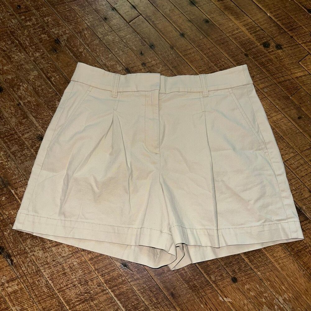 Loft tan retro high waist mom preppy chino 4 shorts